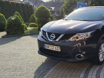 Nissan Qashqai 1.2 Turbo wzorowo utrzymany, bezwypadkowy