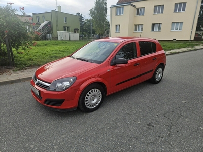 Opel Astra H Hatchback 5d 1.6 Twinport ECOTEC 105KM 2004