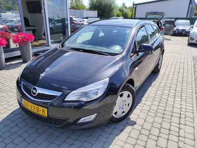 Opel Astra J Opel Astra