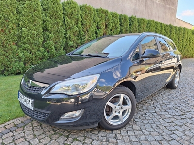 Opel Astra J Sport Tourer 150 Jahre Opel