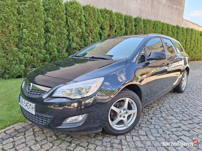 Opel Astra Sport Tourer 150 Jahre Opel J (2009-2019)