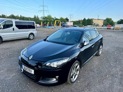 Renault Megane III Hatchback 2.0 dCi 160KM 2011