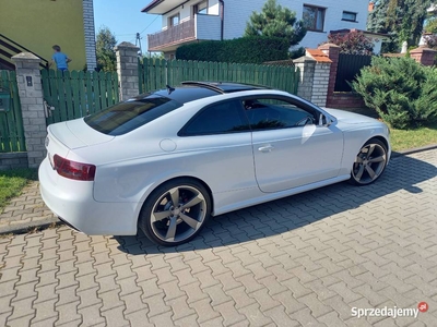 RS5 4.2 V8 biała perła, wydech sportowy, europa