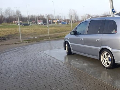 Sprzedam opel zafiraA 2.0 DTI 111KM 271NM 2004r pakiet opc line