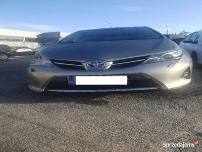 Toyota Auris 1.8 Hybryda 2015 rok Potwierdzony przebieg 160tys km