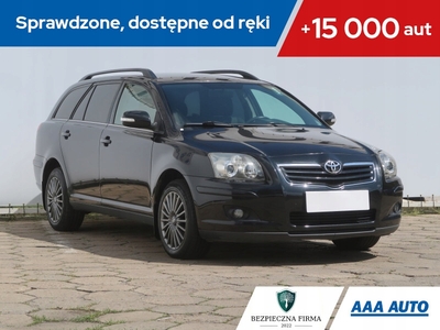 Toyota Avensis II Kombi 2.0 D-4D 126KM 2008