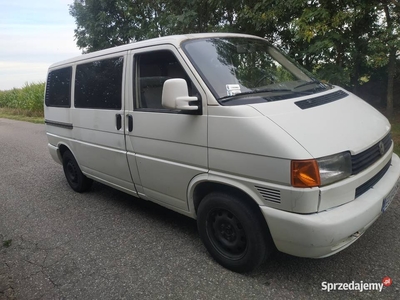 Volkswagen Transporter T4 2.4