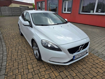 Volvo V40 II Hatchback Facelifting 2.0 D2 120KM 2017