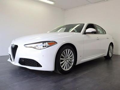 Alfa Romeo Giulia 2.0 280 km