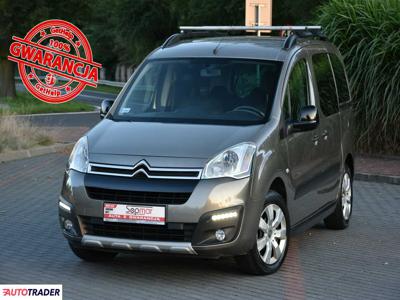 Citroen Berlingo 1.6 diesel 90 KM 2016r. (Kampinos)