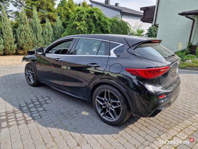 Infiniti QX 30