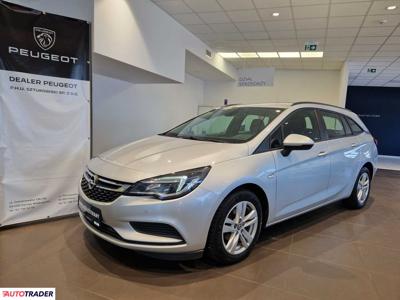 Opel Astra 1.6 diesel 110 KM 2017r. (Ostrów Wielkopolski)