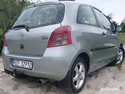 Sprzedam ładna Toyotę Yaris Benzyna + Gaz