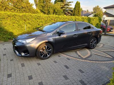 Toyota Avensis 1,8 Premium 2018 sprzedam