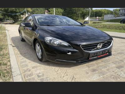 Volvo v40 d2 momentum