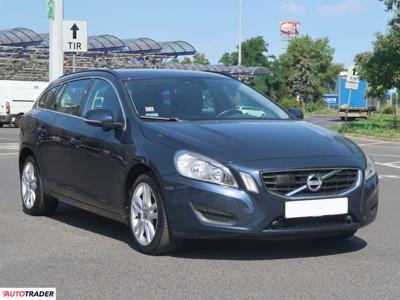 Volvo V60 1.6 112 KM 2013r. (Piaseczno)