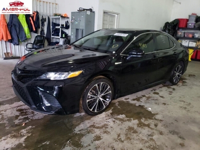 Toyota Camry IX 2019