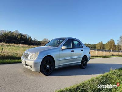 Mercedes-Benz W 203 C220 2.2 CDI