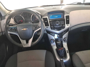 Chevrolet Cruze 2009 2.0 VCDi 178010km Sedan