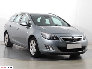 Opel Astra 1.6 177 KM 2011r. (Piaseczno)