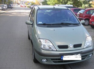 sprzedam renault scenic - klimatyzacja - wspomaganie kierownicy