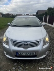 Toyota avensis t27