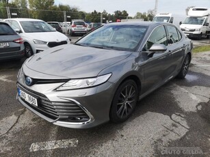 TOYOTA CAMRY sedan (limuzyna)