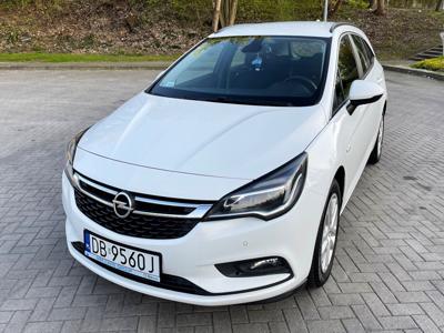 Używane Opel Astra - 40 900 PLN, 230 000 km, 2017