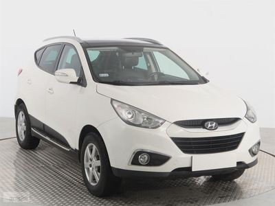 Hyundai ix35 , Skóra, Navi, Klimatronic, Tempomat, Parktronic,