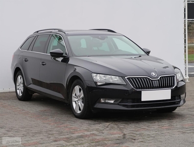 Skoda Superb III , Navi, Klimatronic, Tempomat, Parktronic,