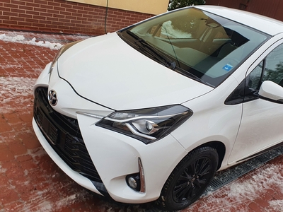 Toyota Yaris III 1.0 68KM Kamera Cofania Alufelgi Jak Nowa Zamiana Sanok