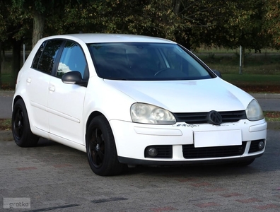 Volkswagen Golf V , Klima, Tempomat, Parktronic, Podgrzewane siedzienia,ALU