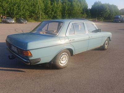 Używane Mercedes-Benz W123 - 28 000 PLN, 384 952 km, 1982