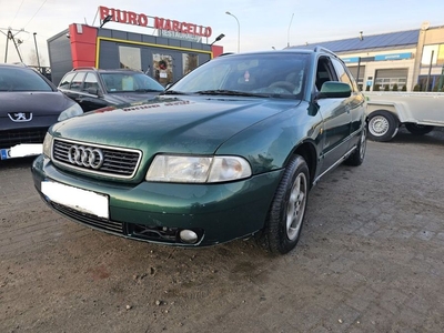 Audi A4 1.8 Benz/gaz Automat długo opłaty