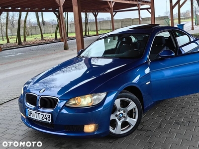 BMW Seria 3 320i Coupe