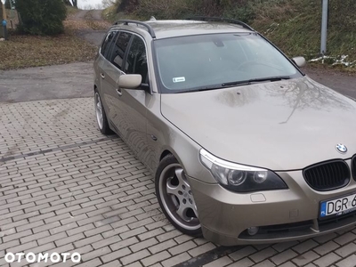 BMW Seria 5 525i Touring