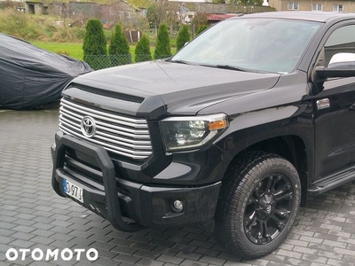 Toyota Tundra 5.7 4x4 Double Cab Limited