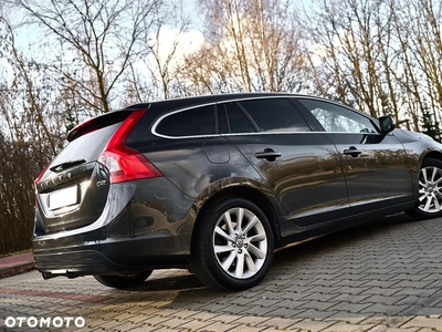 Volvo V60 D2 Drive-E Momentum