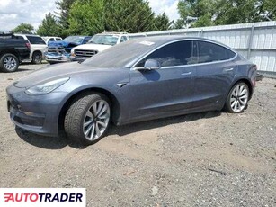 Tesla Model 3 benzyna 2020r. (FINKSBURG)