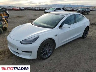 Tesla Model 3 benzyna 2020r. (HELENA)