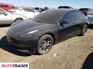 Tesla Model 3 benzyna 2023r. (ELGIN)