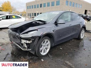 Tesla Model Y benzyna 2023r. (LITTLETON)