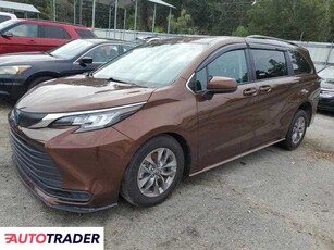 Toyota Sienna 2.0 hybrydowy 2023r. (SAVANNAH)