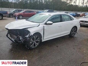 Volkswagen Passat 2.0 benzyna 2021r. (HARLEYVILLE)