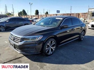 Volkswagen Passat 2.0 benzyna 2021r. (WILMINGTON)