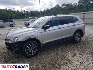 Volkswagen Tiguan 2.0 benzyna 2019r. (ELLENWOOD)