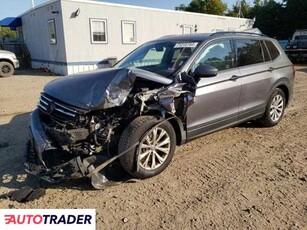 Volkswagen Tiguan 2.0 benzyna 2019r. (LYMAN)