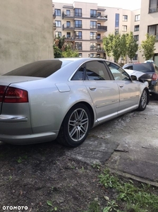 Audi A8 4.2 Quattro