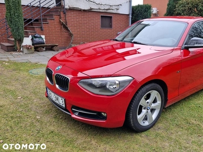 BMW Seria 1 118d Sport Line