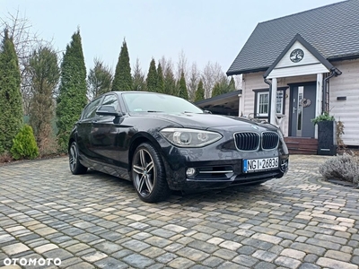 BMW Seria 1 120d Sport Line